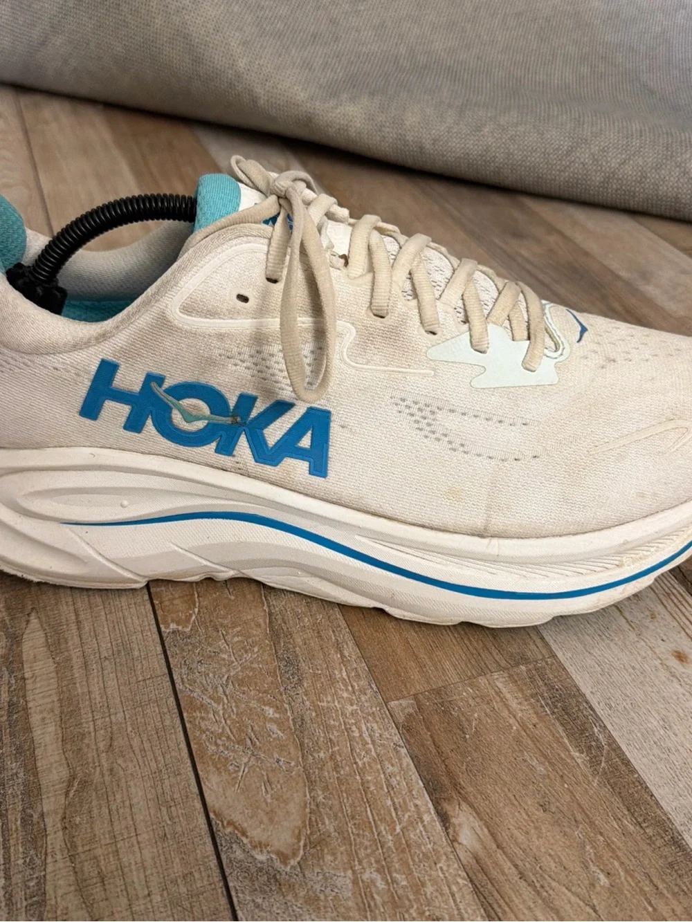 Hoka Clifton 10 Men's Size 10.5 Wide 2E White Skyward Blue 1162032